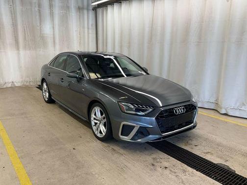 2022 Audi A4 45 S line Premium Plus