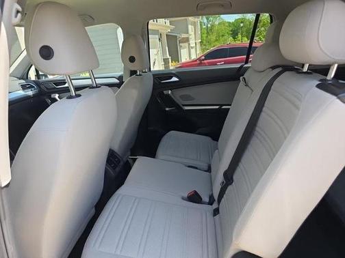 Pure White 2023 Volkswagen Tiguan 2.0T S