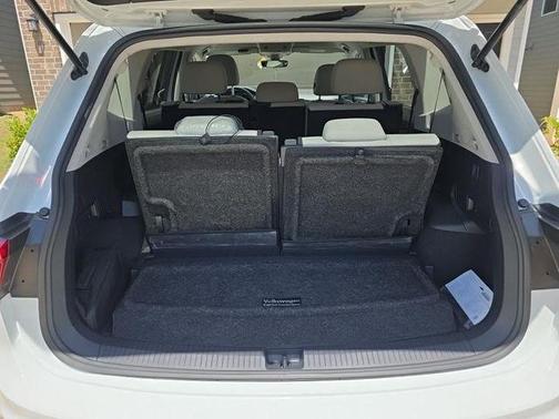 Pure White 2023 Volkswagen Tiguan 2.0T S