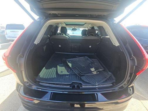 2023 Volvo XC60 B5 Core