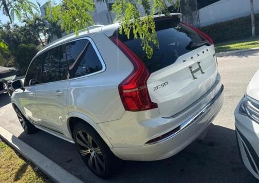 2023 Volvo XC90 B6 Ultimate 7-Seater