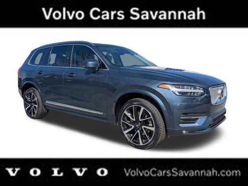 2023 Volvo XC90 B5 Plus