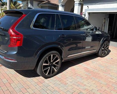 2023 Volvo XC90 B5 Plus