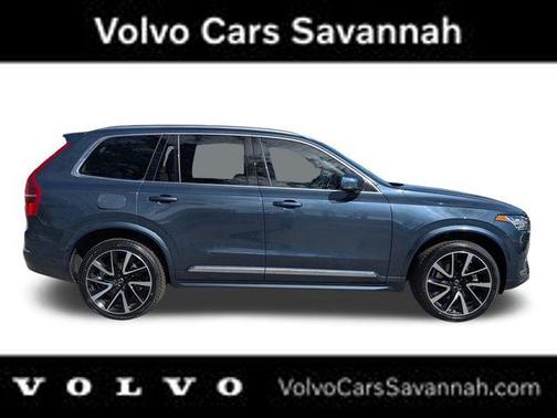 2023 Volvo XC90 B5 Plus