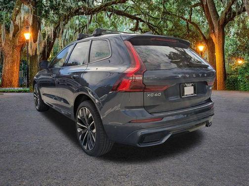 2026 Volvo XC60 B5 Ultra