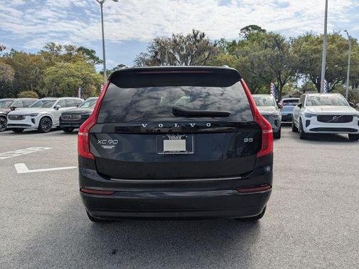 Onyx Black Metallic 2023 Volvo XC90 B5 Core