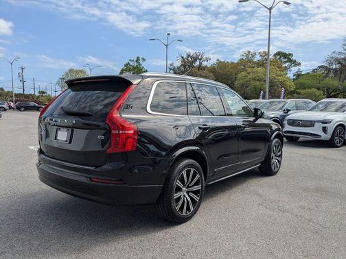 Onyx Black Metallic 2023 Volvo XC90 B5 Core
