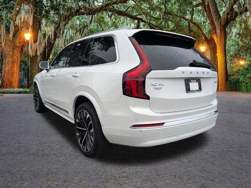 2026 Volvo XC90 B6 Plus 7-Seater