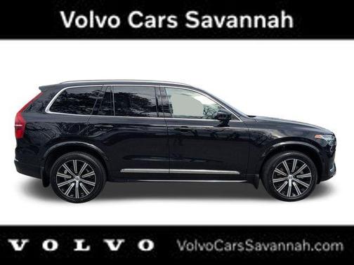 2023 Volvo XC90 B5 Plus