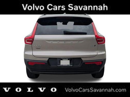 Silver 2023 Volvo XC40 B5 Ultimate Dark Theme
