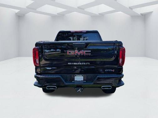 Onyx Black 2025 GMC Sierra 1500 AT4