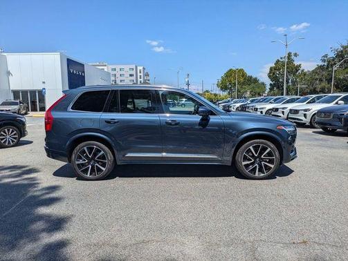 Denim Blue Metallic 2023 Volvo XC90 B6 Plus 7-Seater