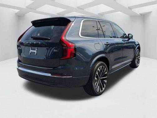 Denim Blue Metallic 2026 Volvo XC90 B6 Plus 7-Seater