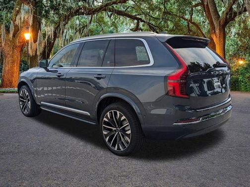 2026 Volvo XC90 B6 Plus 7-Seater