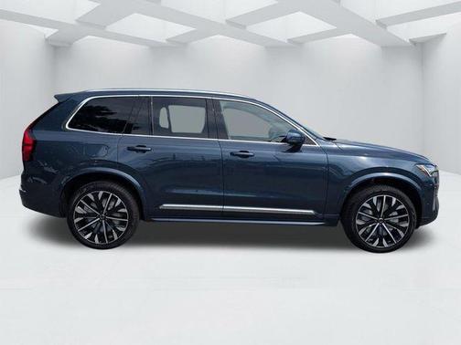 Denim Blue Metallic 2026 Volvo XC90 B6 Plus 7-Seater