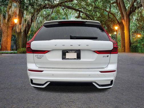 2026 Volvo XC60 B5 Core