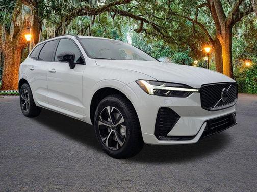 2026 Volvo XC60 B5 Core