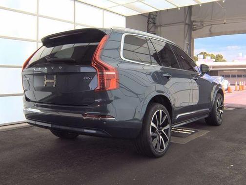 Denim Blue Metallic 2023 Volvo XC90 B6 Plus 6-Seater