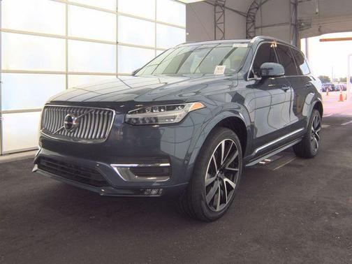 Denim Blue Metallic 2023 Volvo XC90 B6 Plus 6-Seater