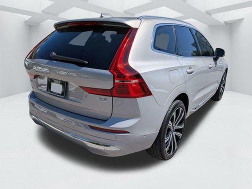 Silver 2023 Volvo XC60 B5 Ultimate Bright Theme