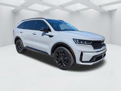 Wolf Gray 2022 Kia Sorento SX