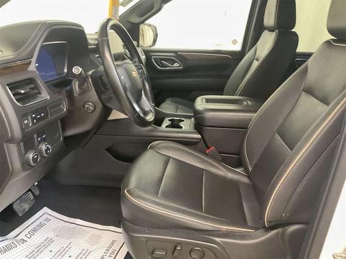 Summit White 2023 Chevrolet Suburban Premier