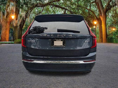 2026 Volvo XC90 B6 Ultra 7-Seater