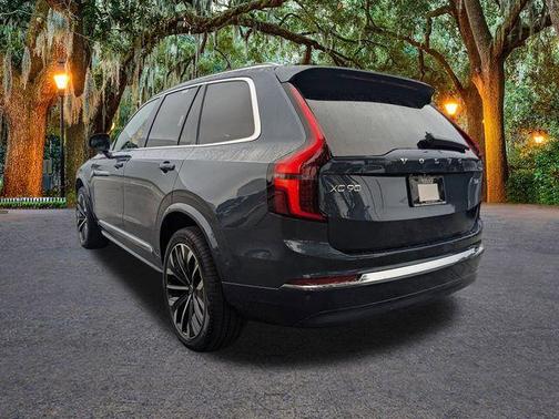 2026 Volvo XC90 B6 Ultra 7-Seater