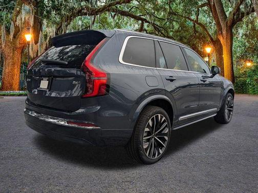 2026 Volvo XC90 B6 Ultra 7-Seater