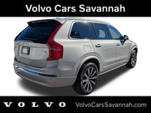 2025 Volvo XC90 B6 Plus 7-Seater