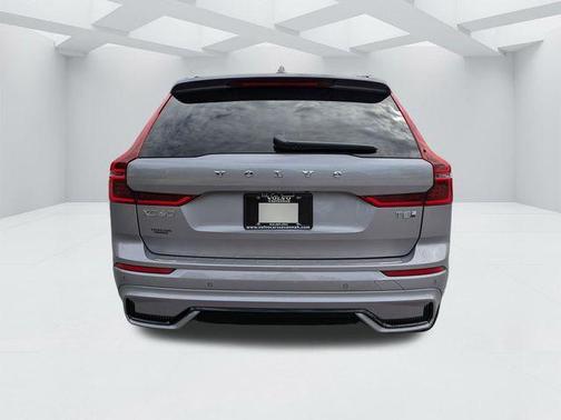 Aurora Blue 2026 Volvo XC60 Plug-In Hybrid T8 Ultra
