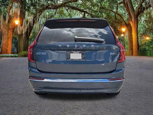 2026 Volvo XC90 B6 Ultra 7-Seater