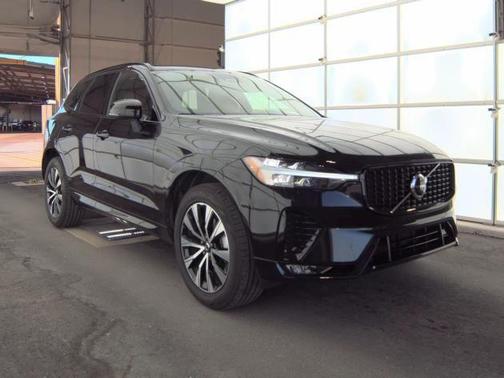 2025 Volvo XC60 B5 Core