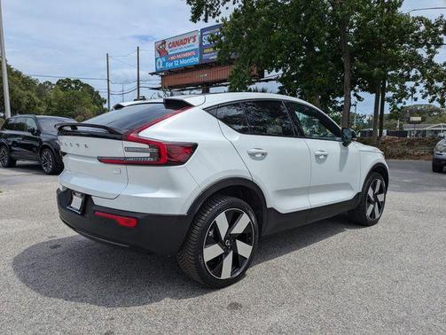 Crystal White Metallic 2023 Volvo C40 Recharge Pure Electric Twin Ultimate