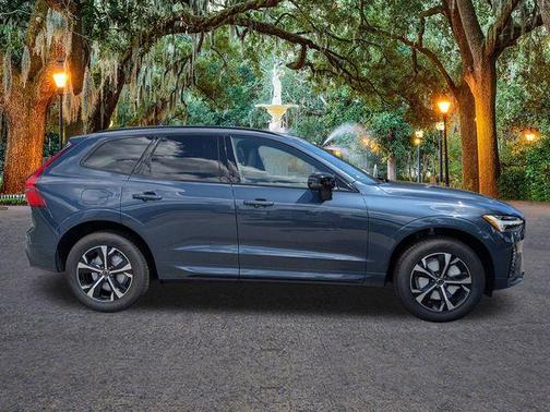 2026 Volvo XC60 B5 Core