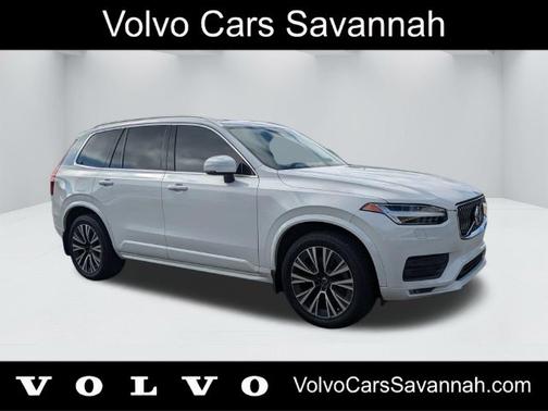 Ice White 2020 Volvo XC90 T6 Momentum