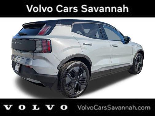 2026 Volvo EX30 TWIN MOTOR CROSS COUNTRY ULTRA