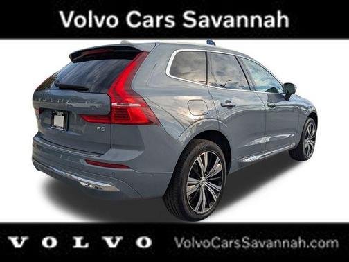2022 Volvo XC60 B5 Inscription