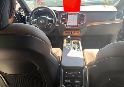 2023 Volvo XC90 B6 Plus 7-Seater