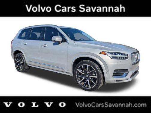 2023 Volvo XC90 B5 Plus