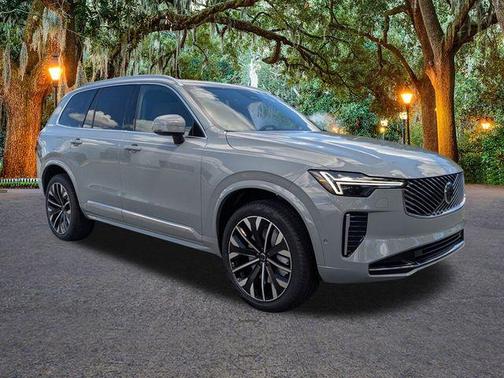 2026 Volvo XC90 B6 Plus 7-Seater