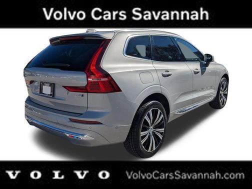 2023 Volvo XC60 B5 Plus Bright Theme