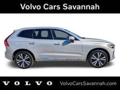 2023 Volvo XC60 B5 Plus Bright Theme