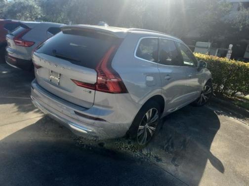 2023 Volvo XC60 B5 Plus Bright Theme
