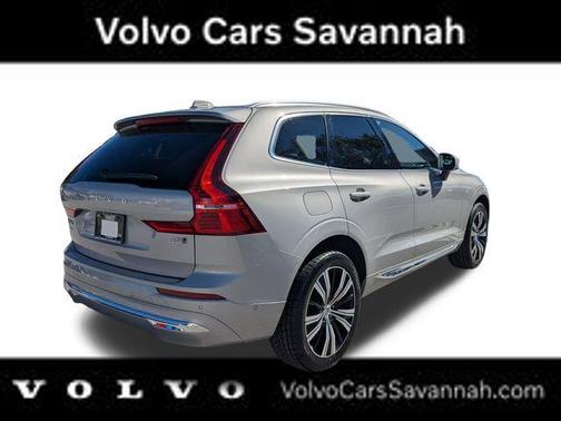 2023 Volvo XC60 B5 Plus Bright Theme