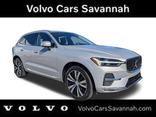 2023 Volvo XC60 B5 Plus Bright Theme