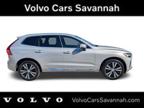 2023 Volvo XC60 B5 Plus Bright Theme