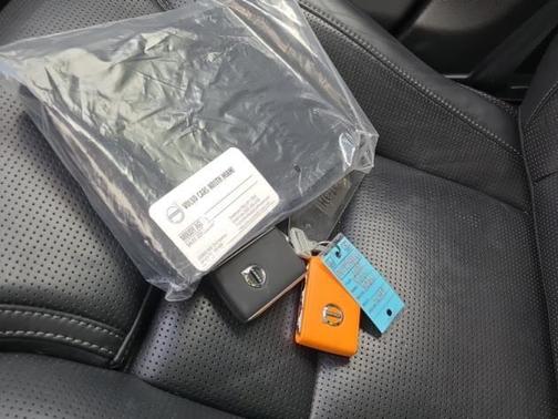 2022 Volvo XC60 B5 Inscription