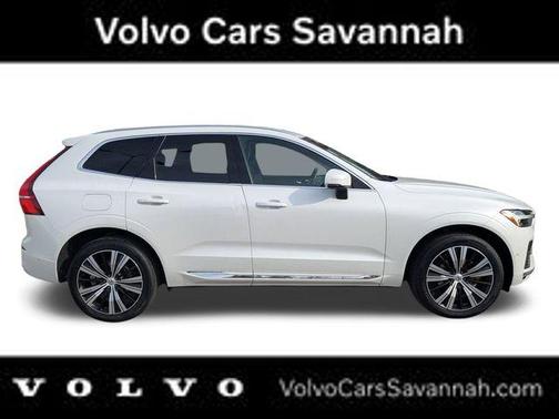2022 Volvo XC60 B5 Inscription