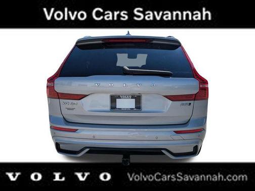 2023 Volvo XC60 B5 Plus Dark Theme